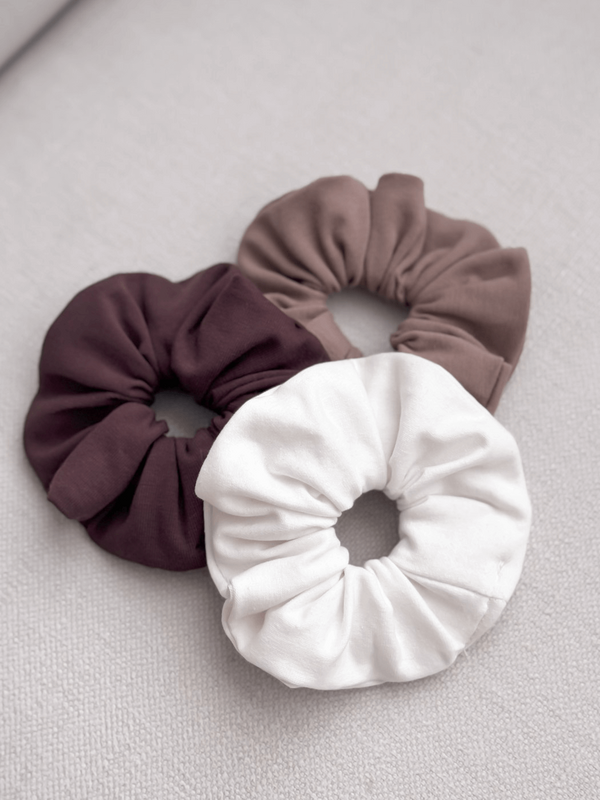 RUBY - BAWEŁNIANA GUMKA TYPU SCRUNCHIE ECRU