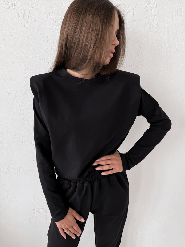 SELINA - BAWEŁNIANA BLUZA Z PODUSZKAMI NA RAMIONACH CZARNA